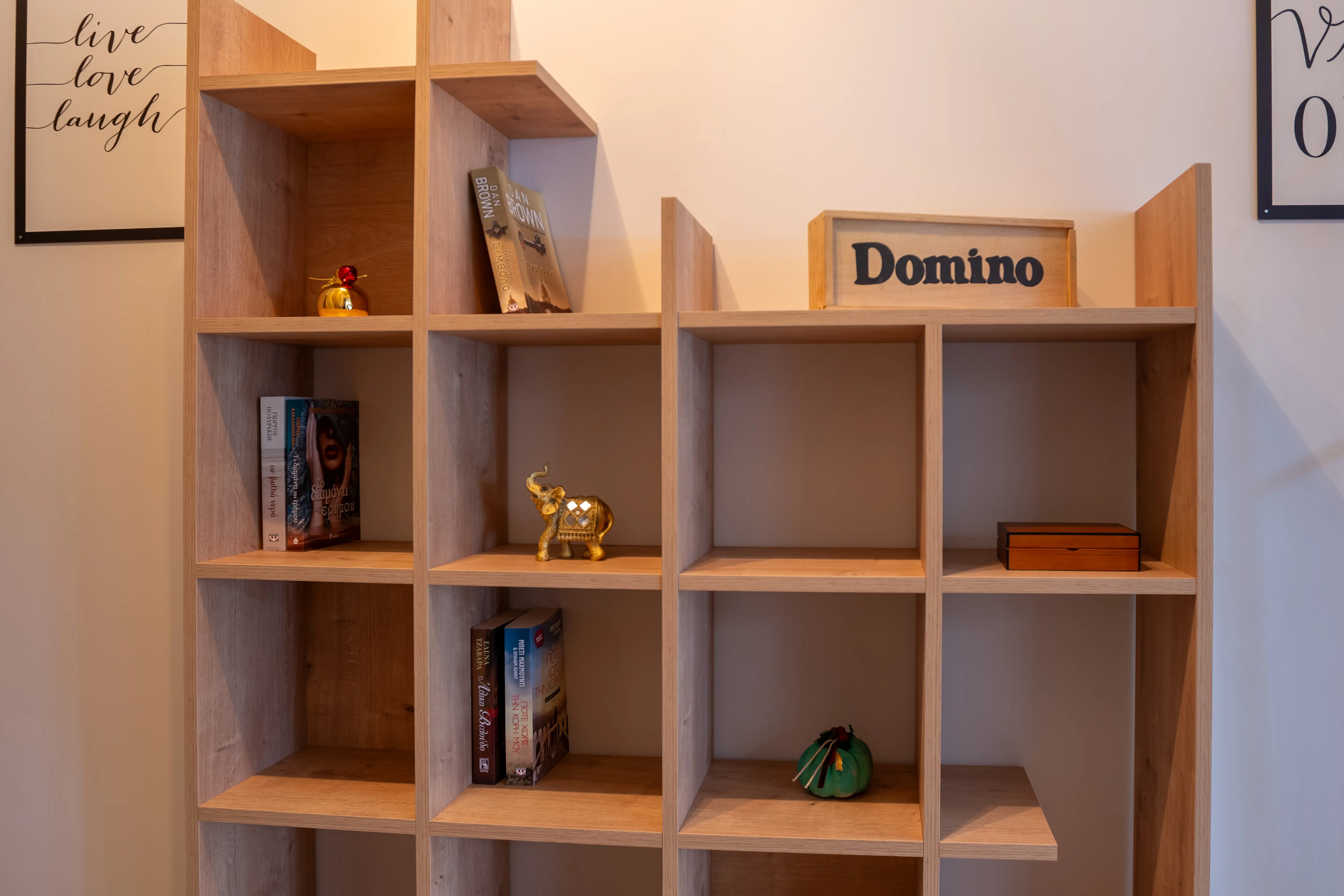 Valtinon Smart Corner Athens - Boutique Style Residential Interior